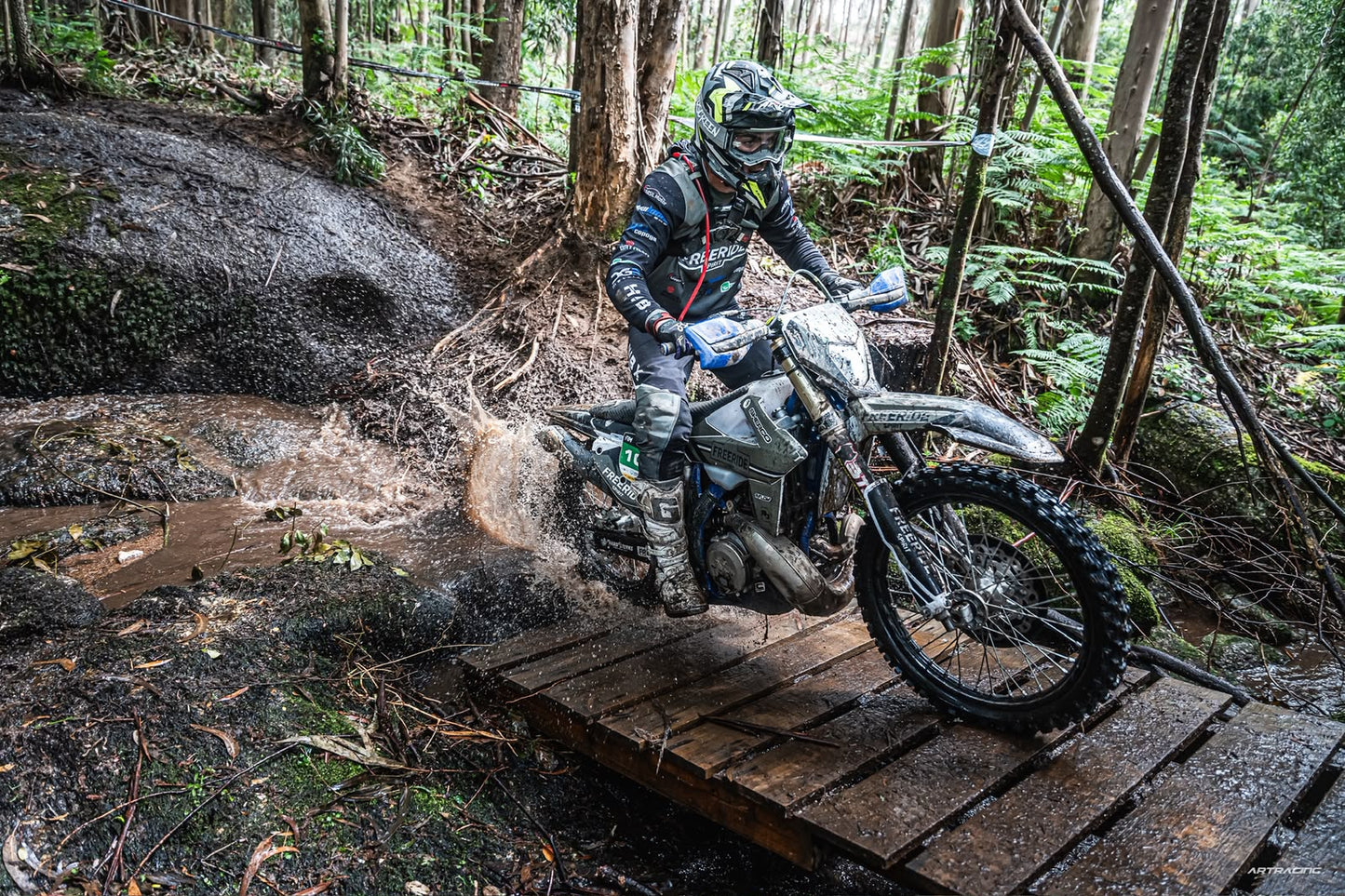 Equipo MX / Enduro - Ref_WSC_001